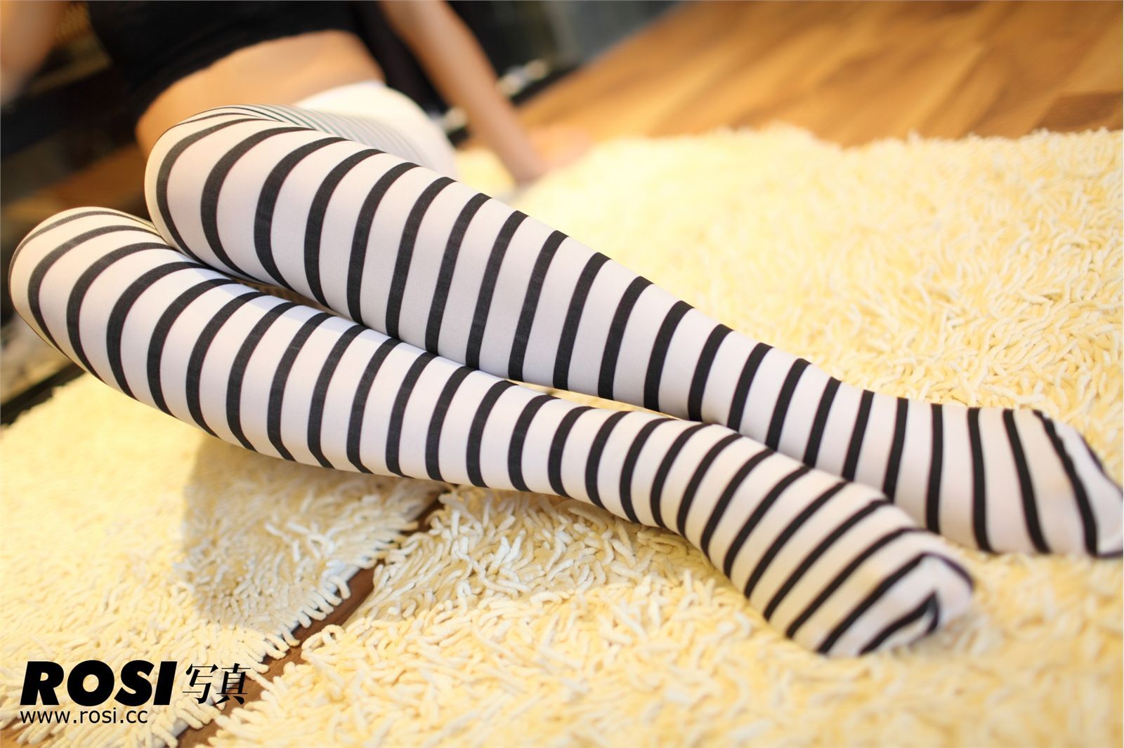 NO.093- ROSI.CC  Zebra silk stockings beauty photo