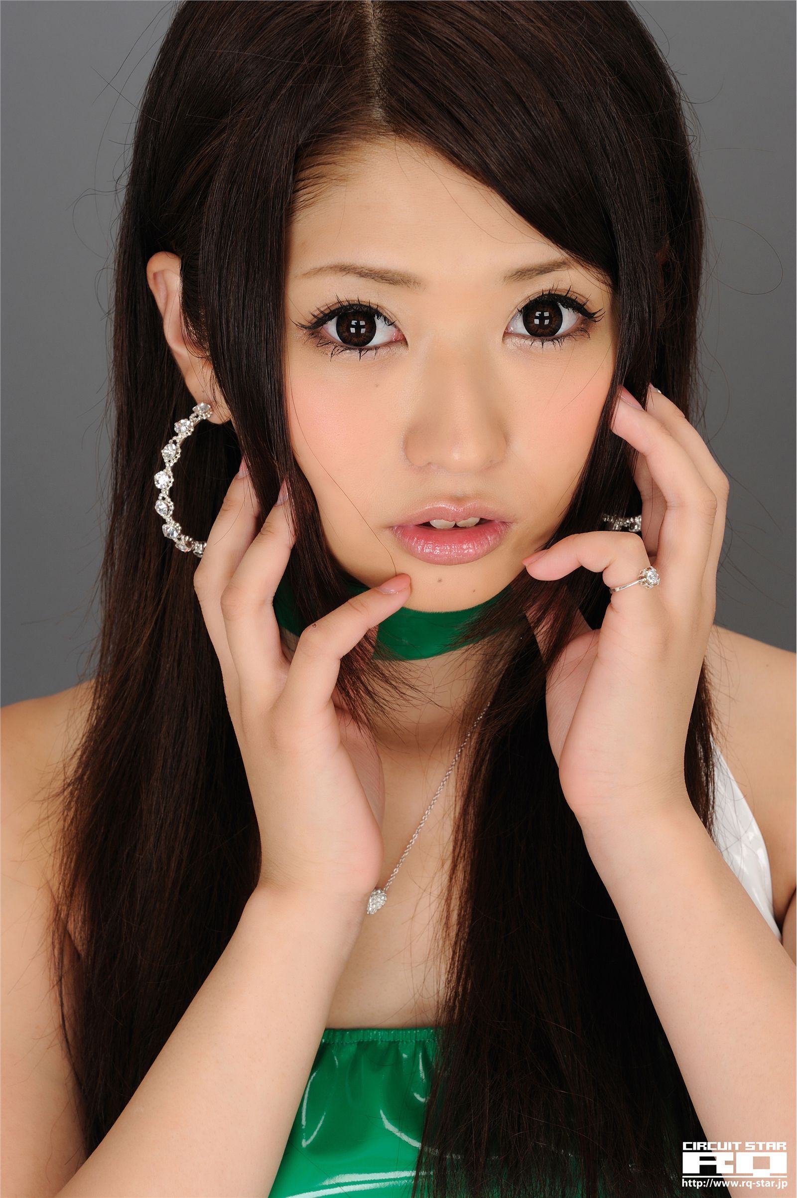 Hitomi nose