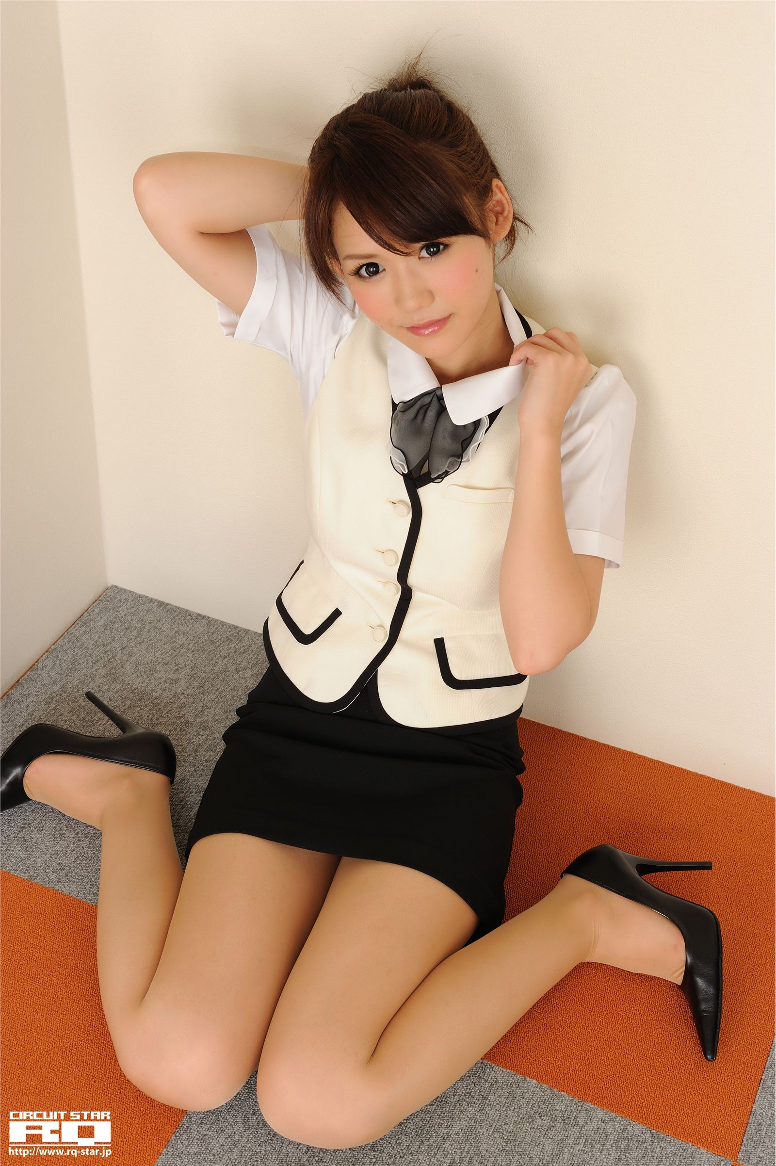 優実 Office Lady [RQ-STAR] NO.00536 Yumi 日本制服美女写真