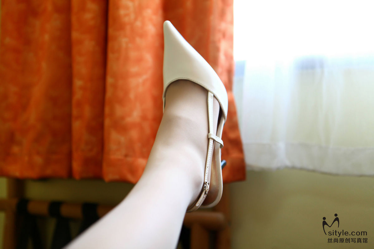 [sishang sityle VIP] 20130308 no.088 grey silk high heel