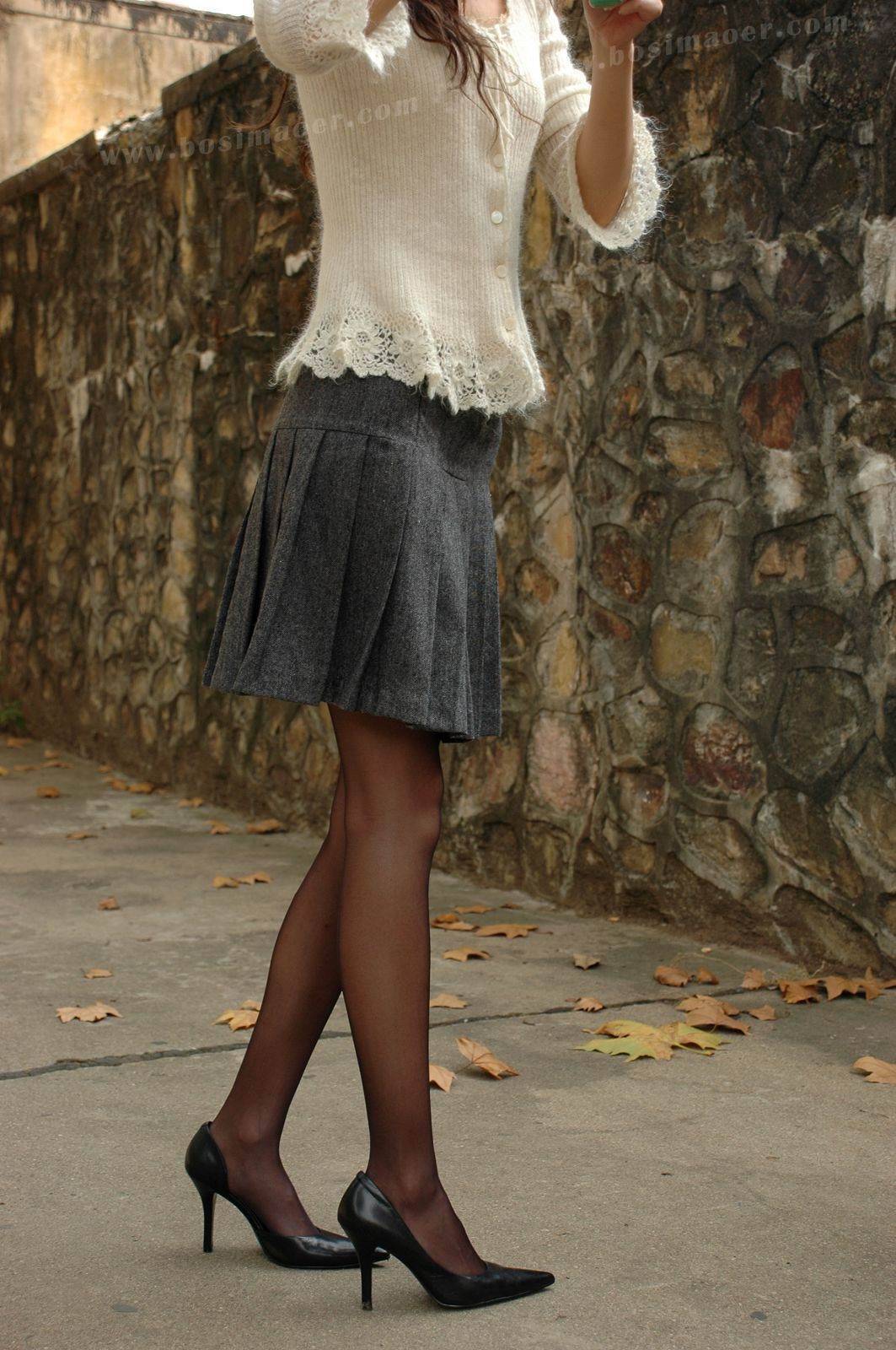 Short skirt silk stockings beauty Persian cat collection 33