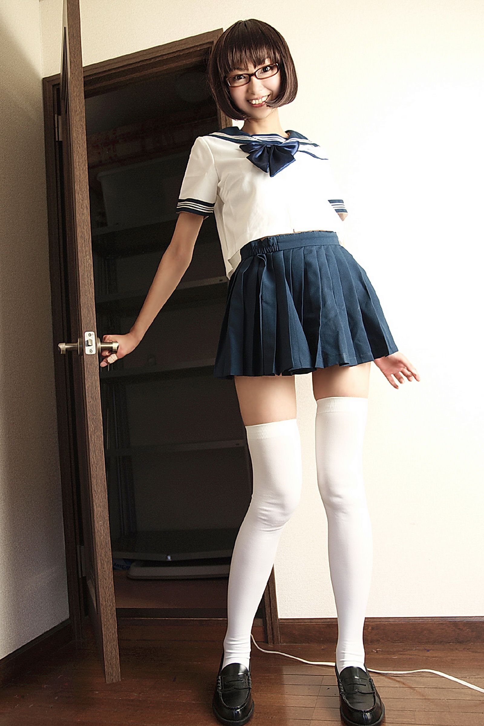 cosplay 日本制服美女写真套图 (C78)[猫子(ねここ)] 『NECOSMO3』