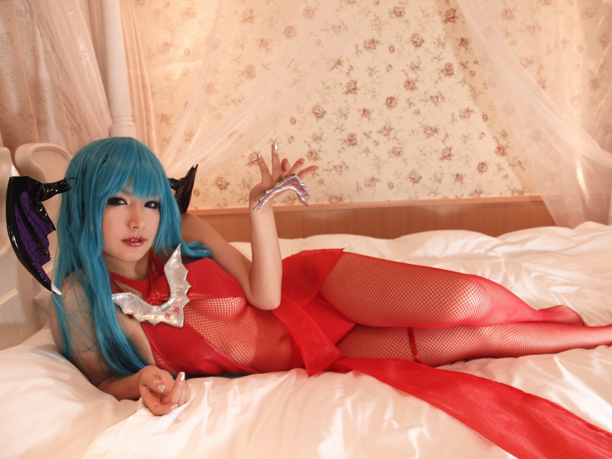 红色精美诱惑套图 cosplay美女套图