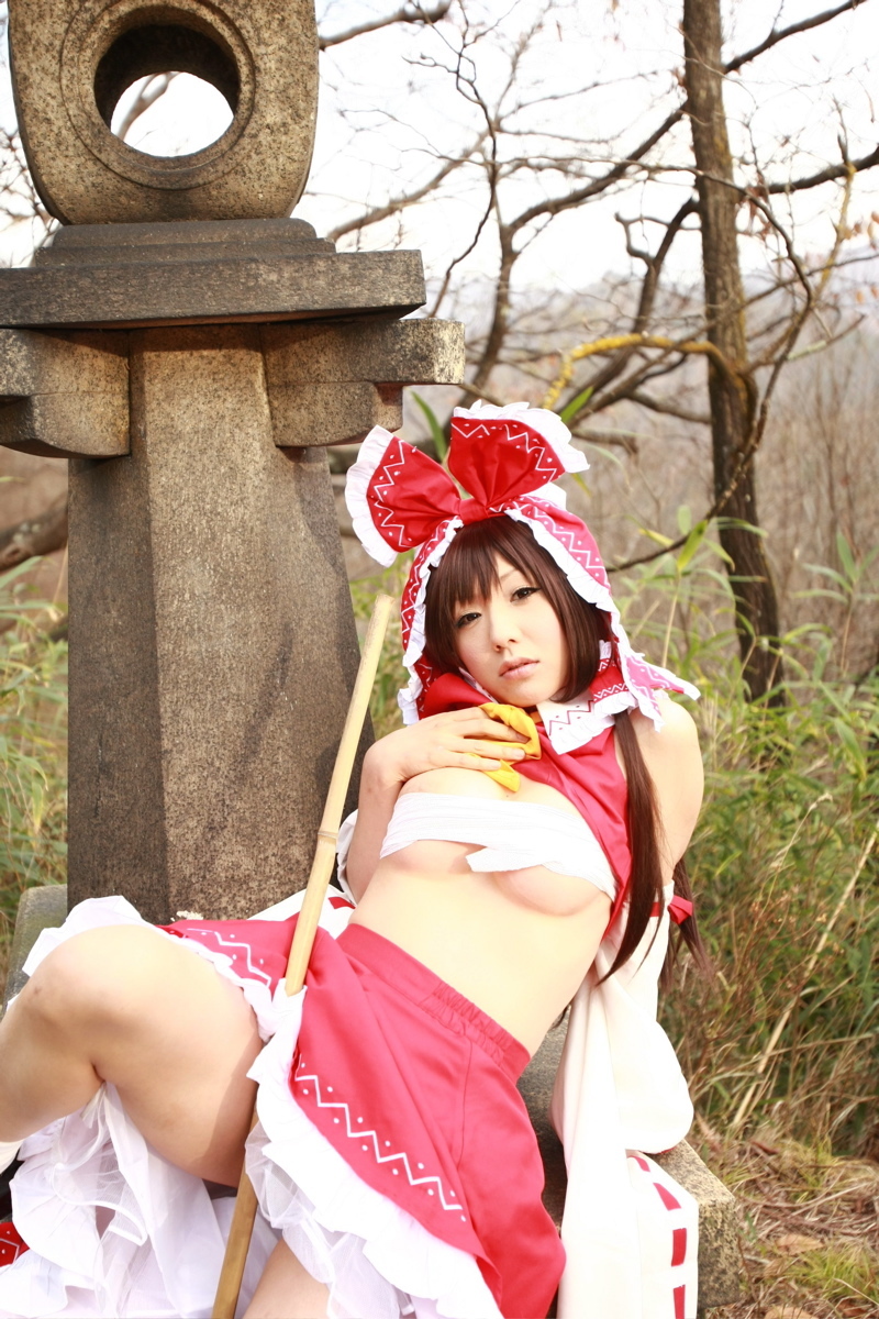 [Cosplay]tohkasu 2 游戏美女写真 日本超级诱惑美女图片写真