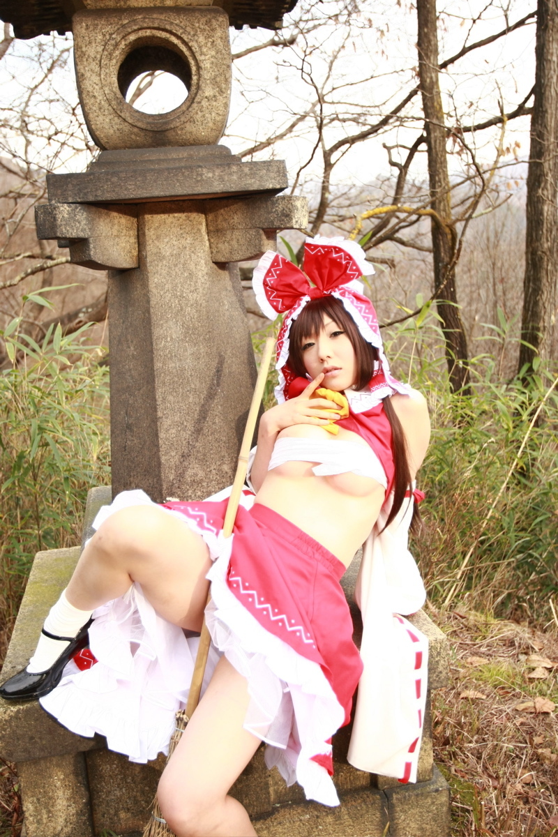 [Cosplay]tohkasu 2 游戏美女写真 日本超级诱惑美女图片写真