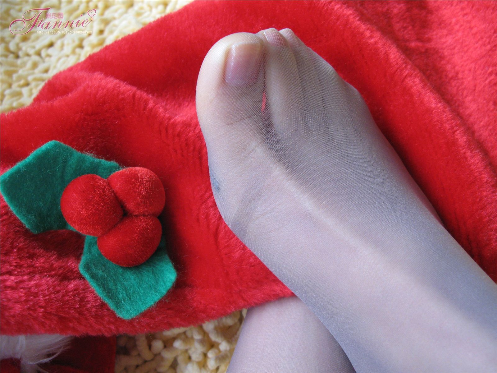 2008 happy Christmas (silk feet) No.004