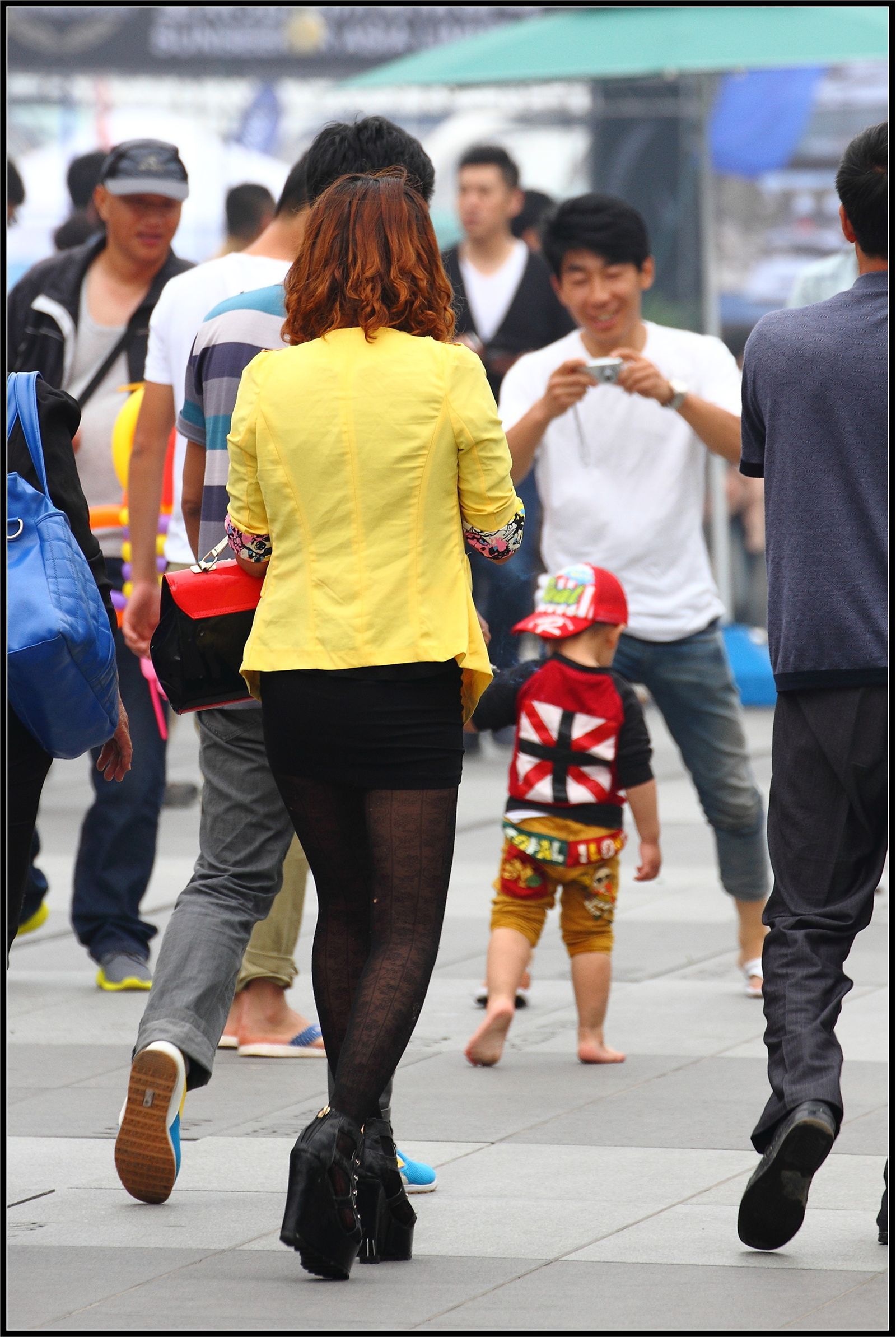 [outdoor Street Photo] 2013.11.26 incredible pattern silk stockings