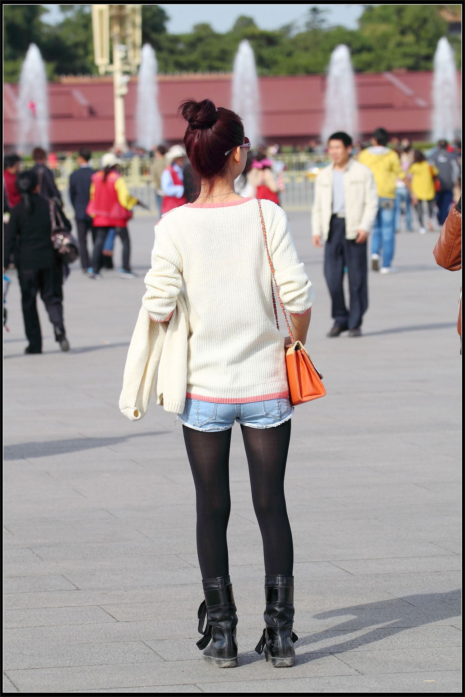 Original street photography silk stockings beauty 055