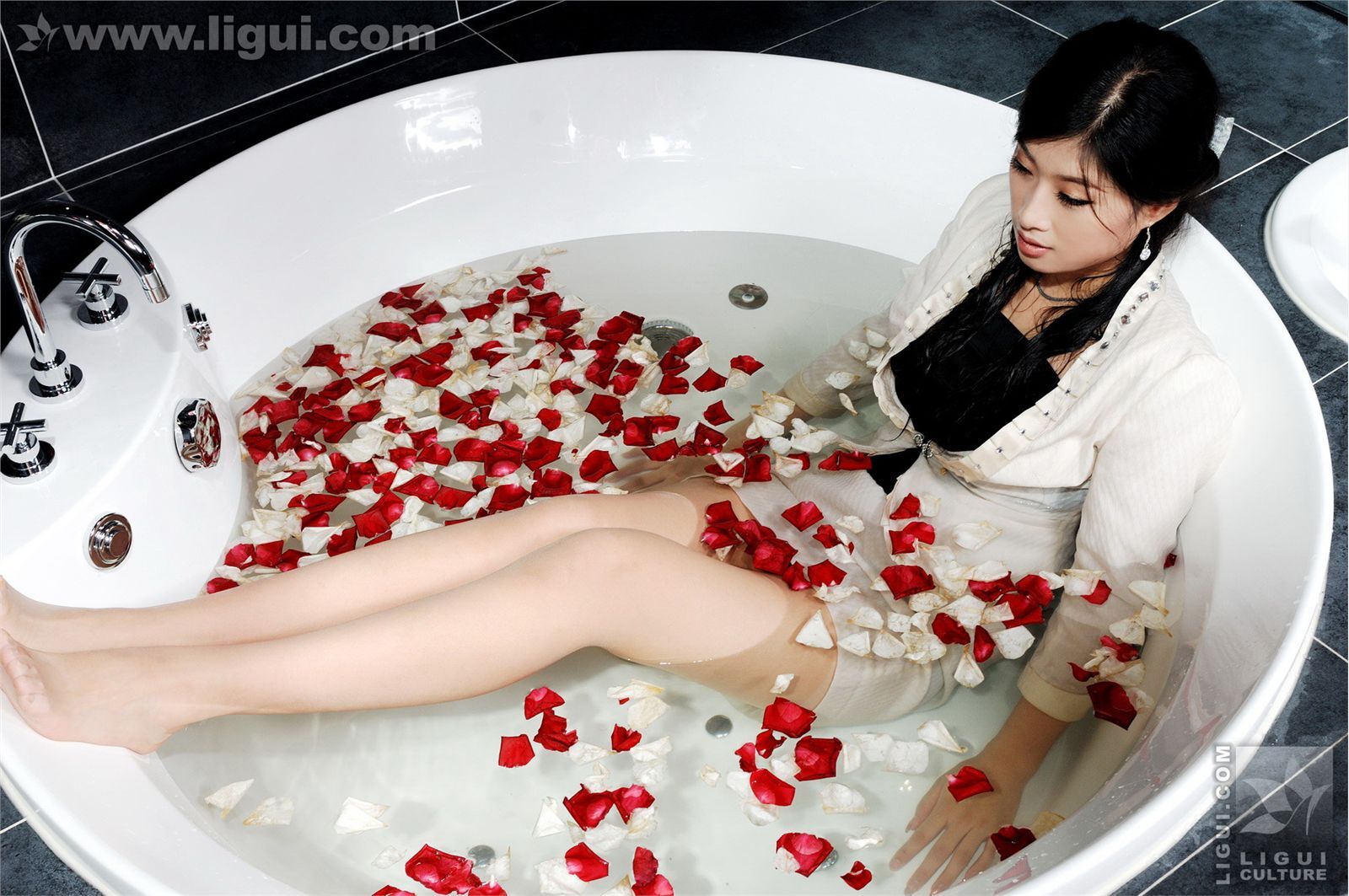 Lotus petal bath model siyuli cabinet