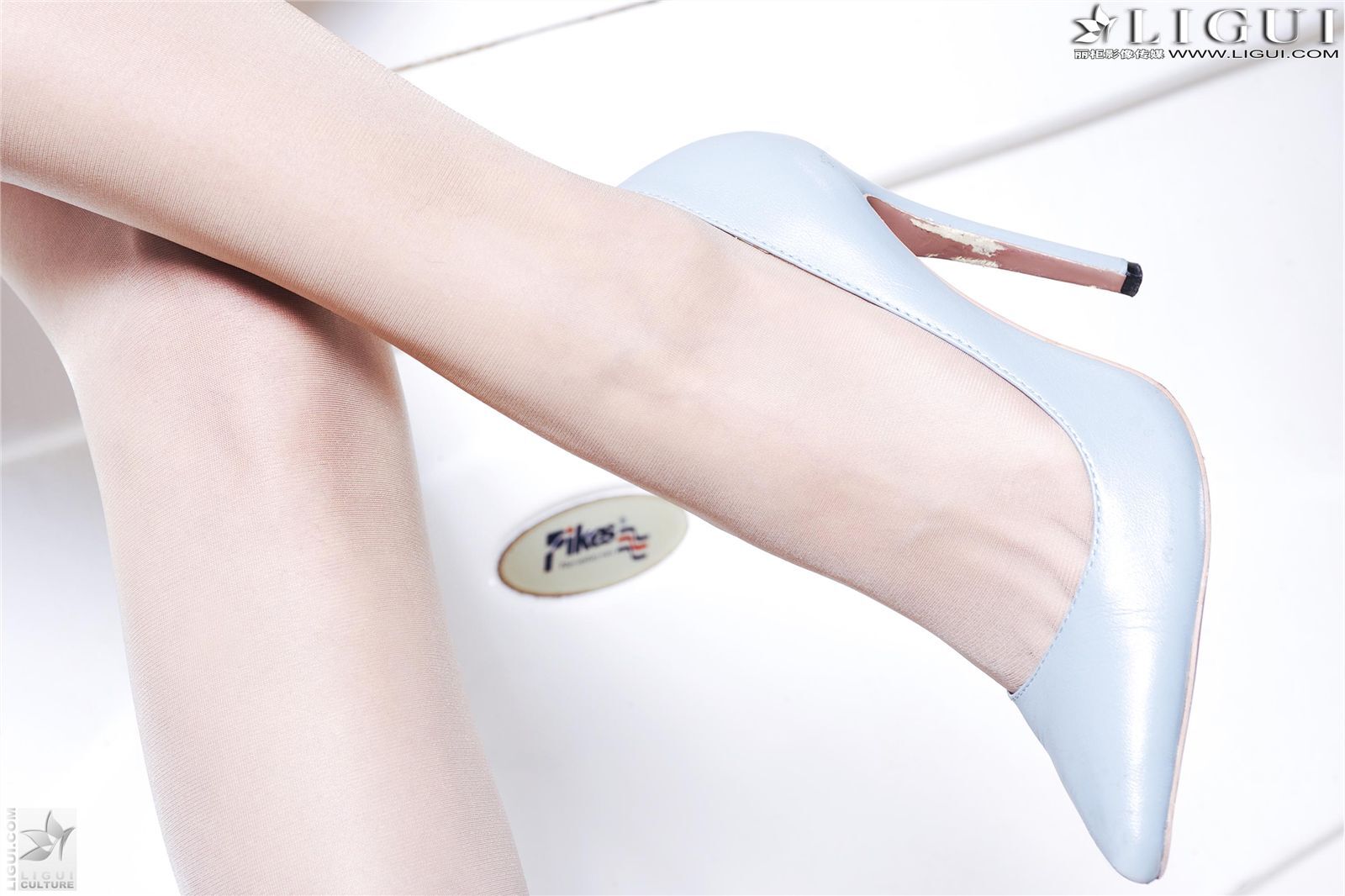 [Li cabinet] network beauty model Kexin meat silk stockings VIP set