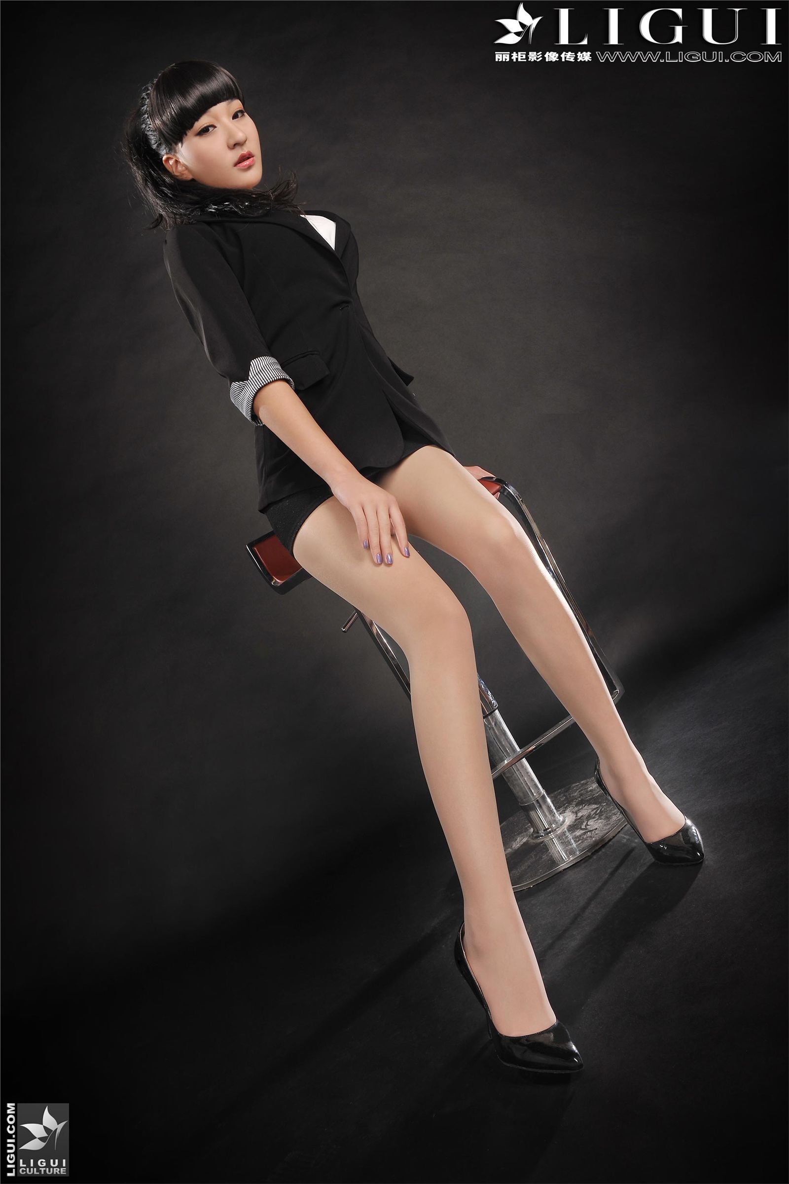 [Li cabinet] [09-24] model - Emily