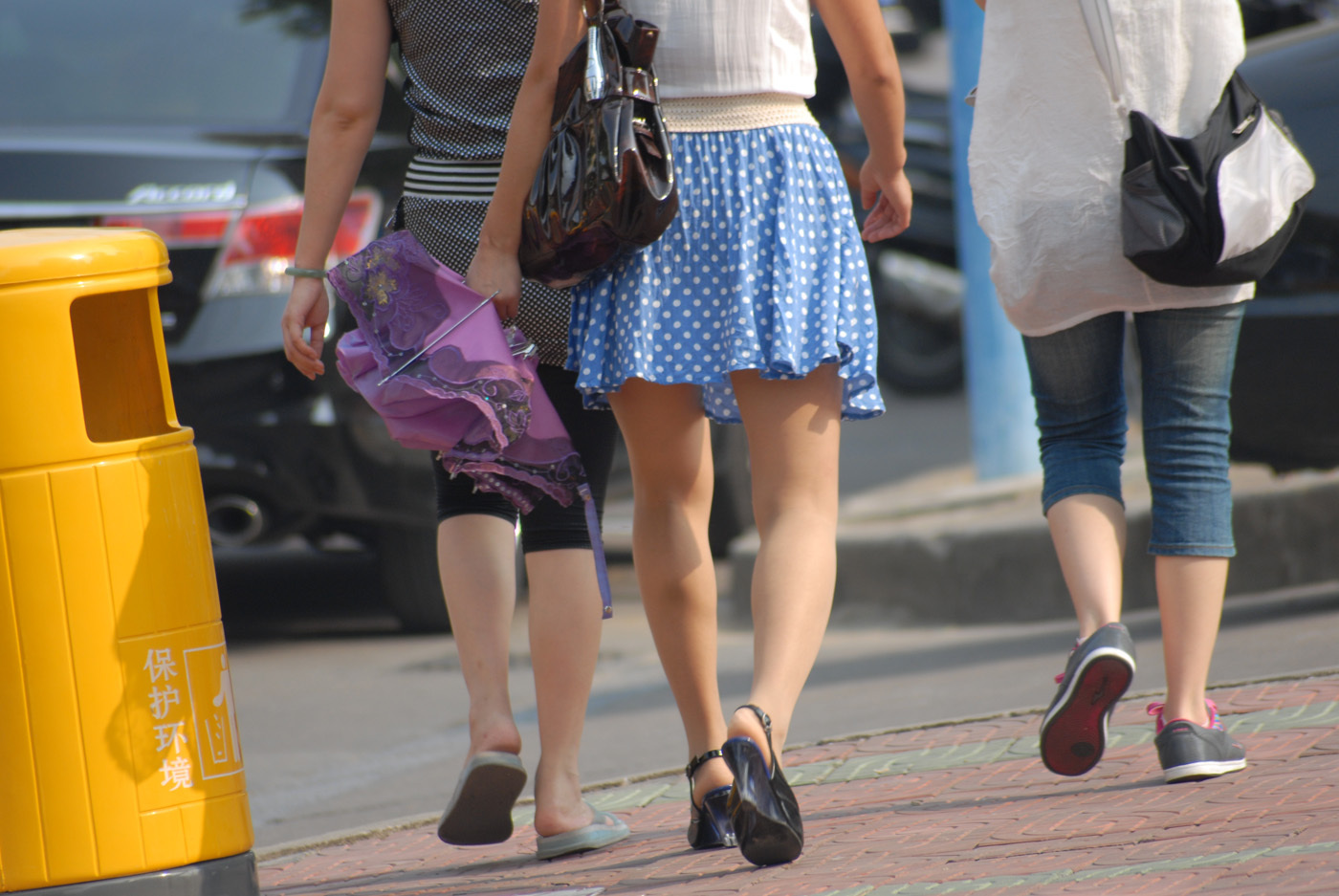 [outdoor Street Photo] on August 5, 2013, I followed her for a long time and finally showed up