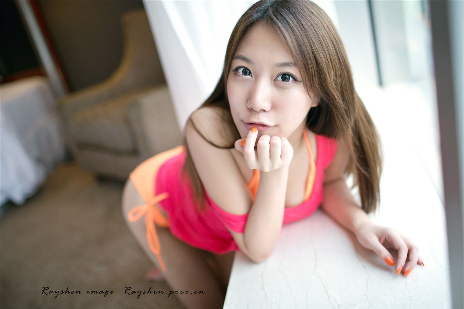 Playful pink fashion girl high definition underwear show big picture Bai Li Tou Yu Long hair and legs mm