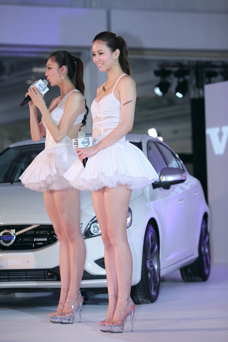 Philips top quality beauty cross dressing party 2013 Tainan international new car show