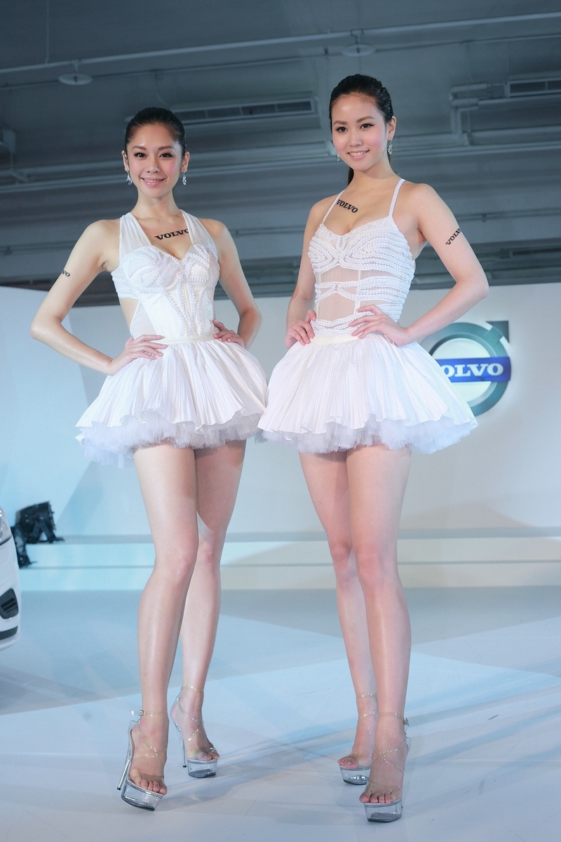 Philips top quality beauty cross dressing party 2013 Tainan international new car show