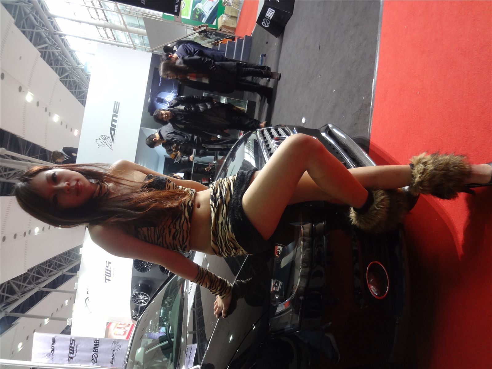 2012 Guangzhou refitting auto show car model, the temptation of domestic model uniform