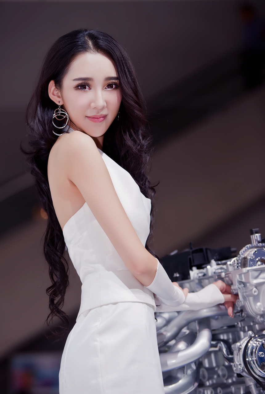 Guangzhou International Auto Show Booth series: the attraction of motorcycle beauty in blue