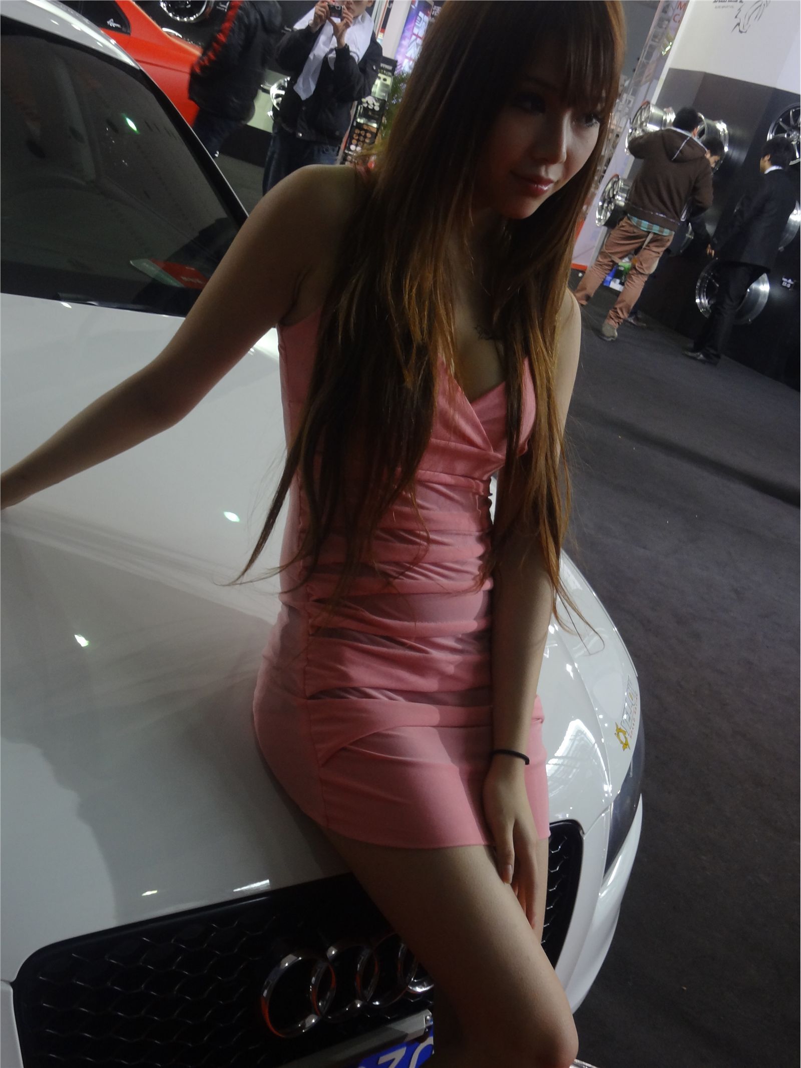 2012 Guangzhou refitting auto show model domestic model photo set high definition model pictures