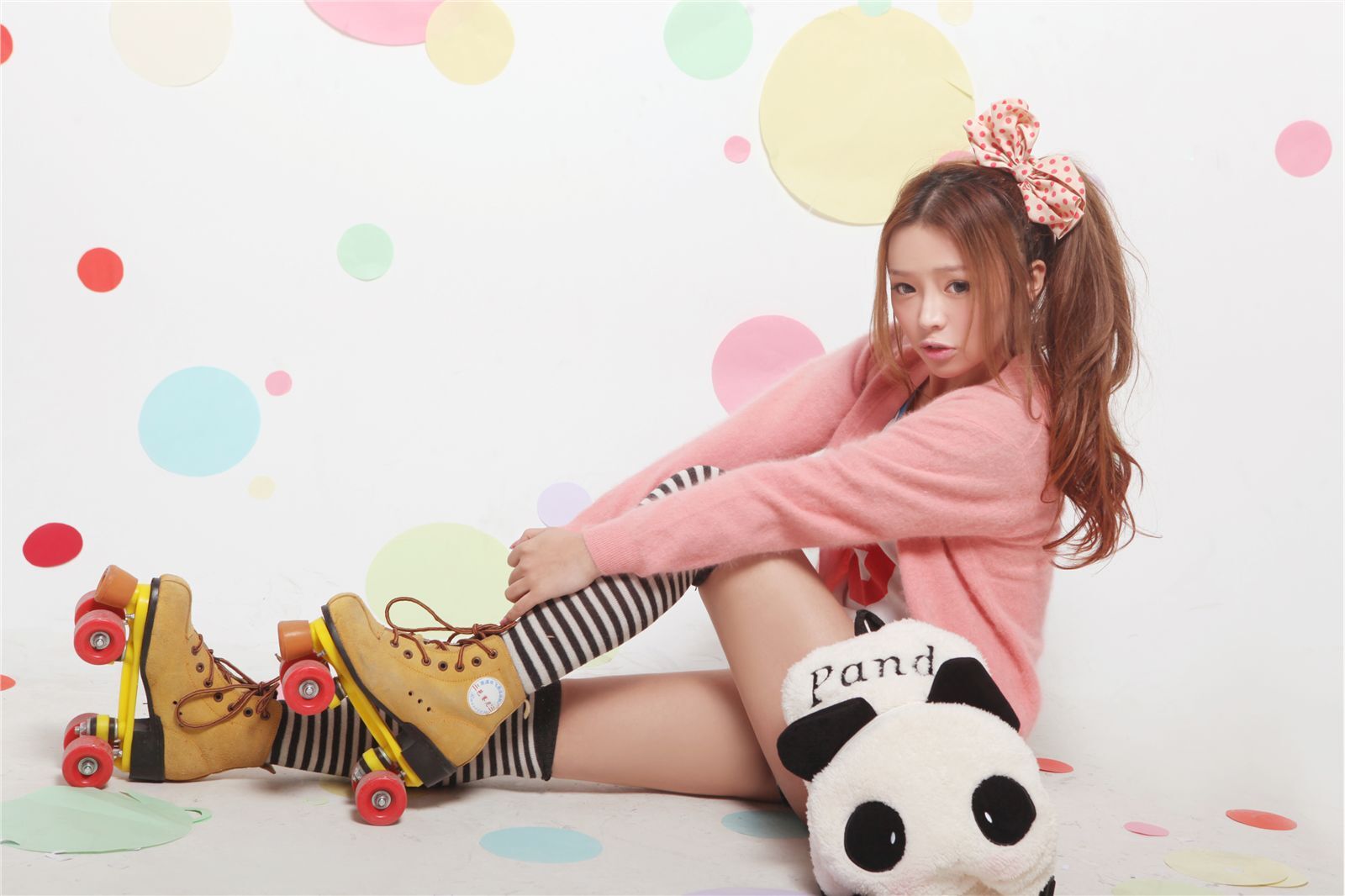 Post 90s girl Pei Ziqi's new fresh photo in 2012