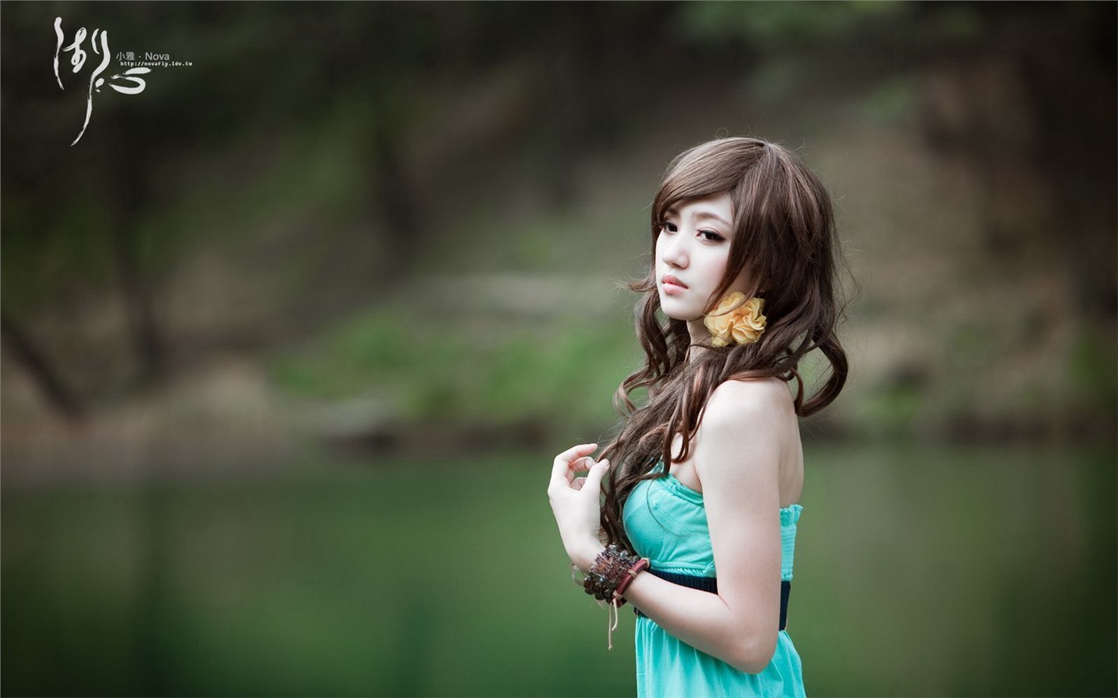 Taiwan Beauty Model Xiaoya takes photos of online beauty models
