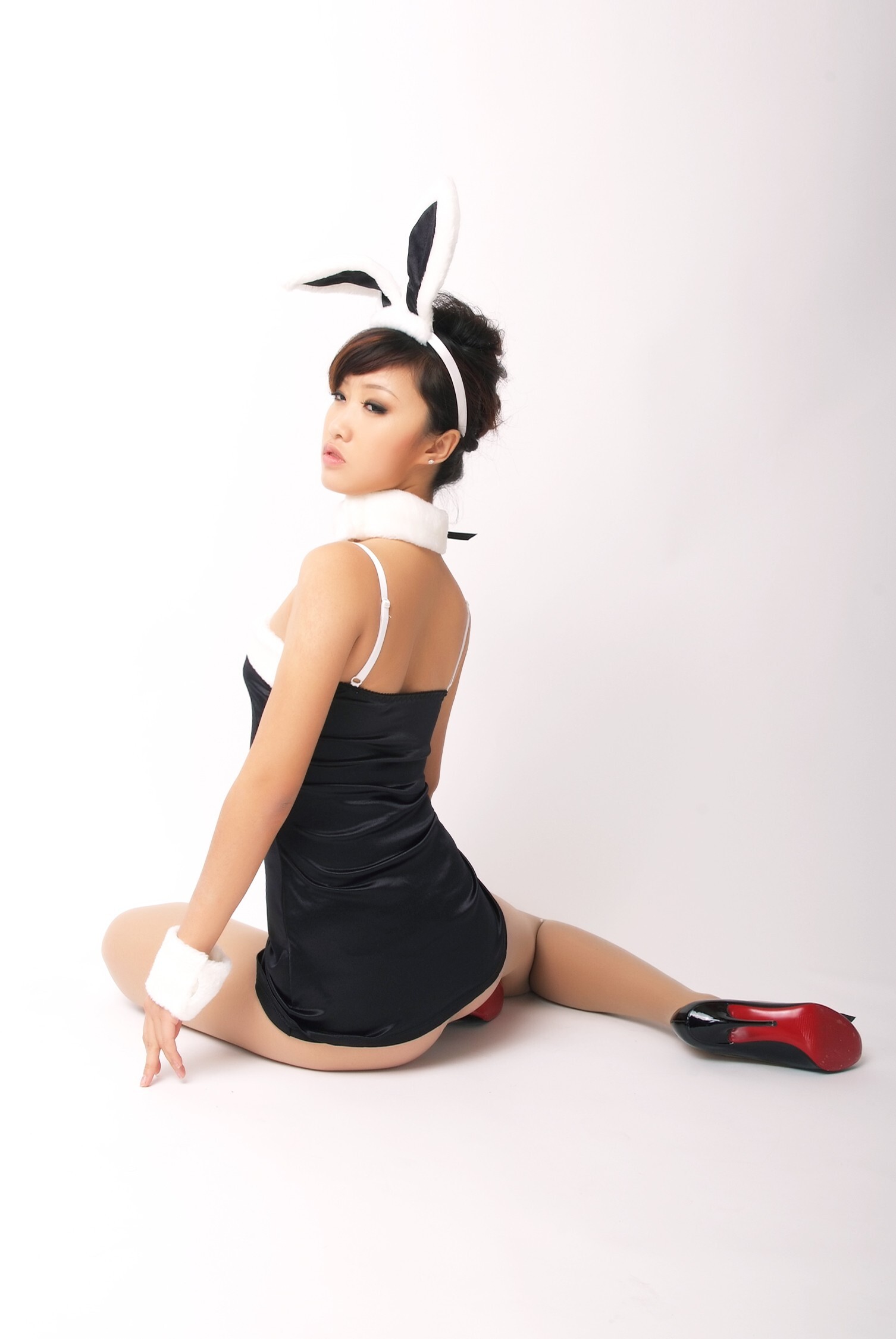 Summer rabbit girl Xuanxuan light beauty Shanshan white angel kitten maid [paimei VIP]