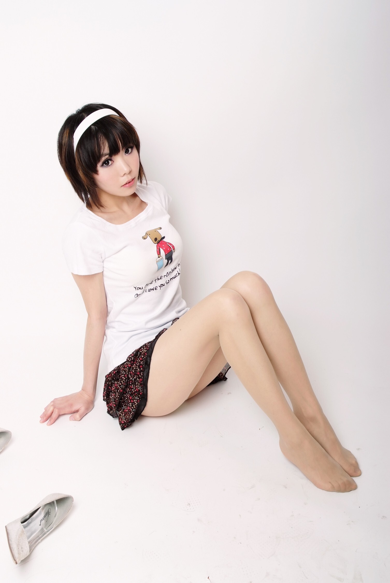 Exiled hotel maid Jingjing dream Qipao little snow white girl [paimei VIP]