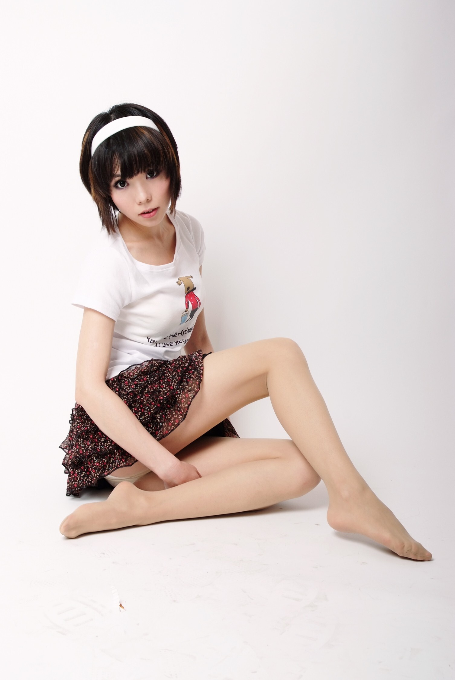 Exiled hotel maid Jingjing dream Qipao little snow white girl [paimei VIP]