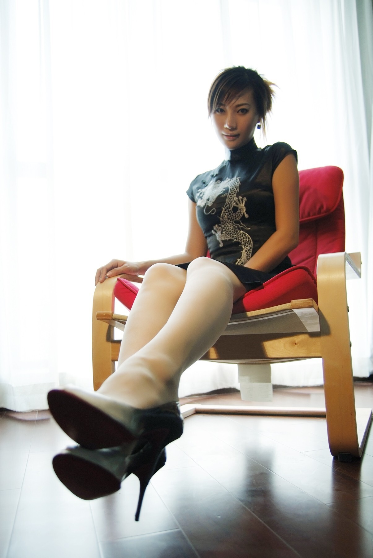 Exiled hotel maid Jingjing dream Qipao little snow white girl [paimei VIP]