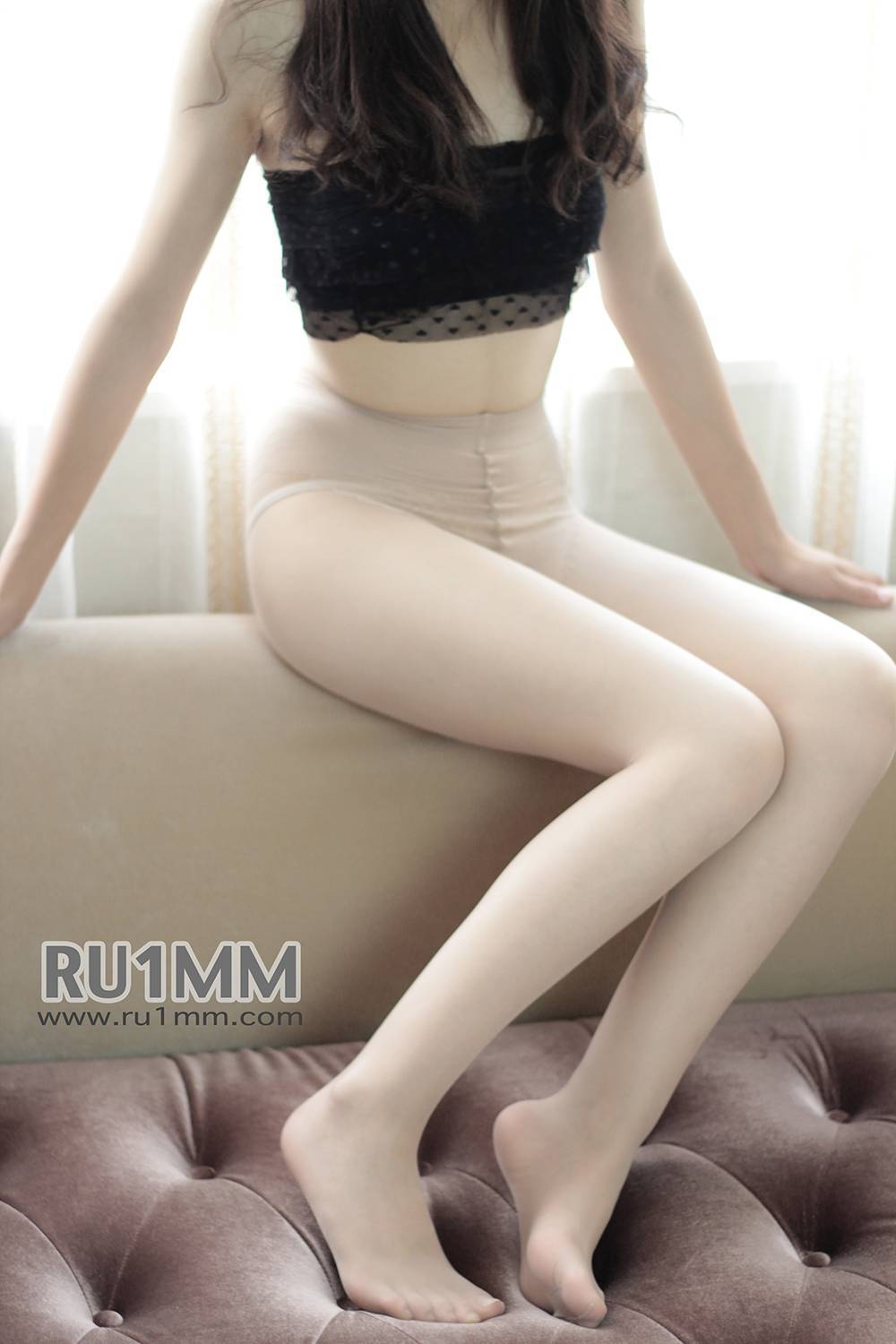 ru1mm 丝袜诱惑美女写真　NO.018