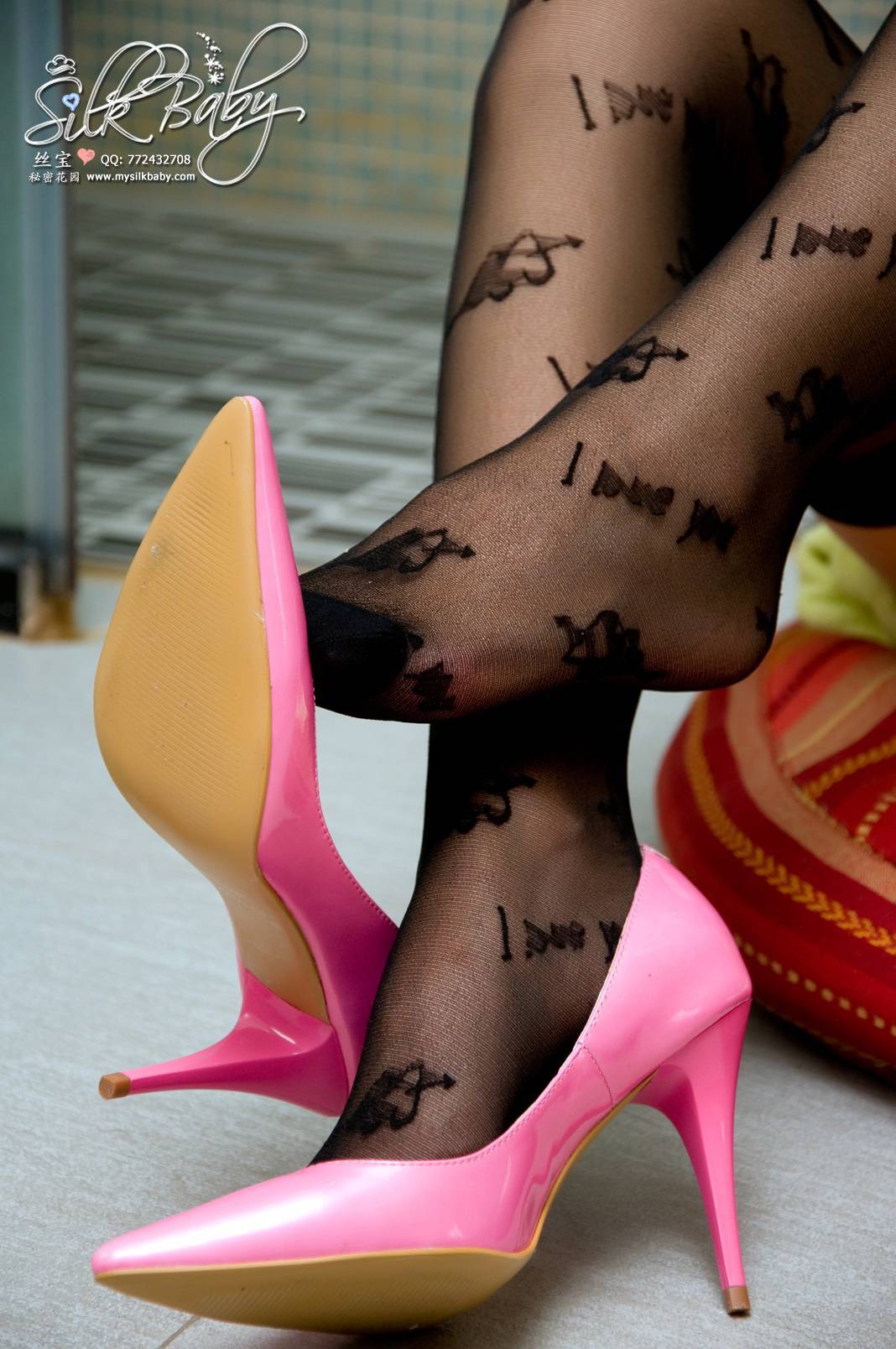 One arrow pierces the heart, silk stockings and legs