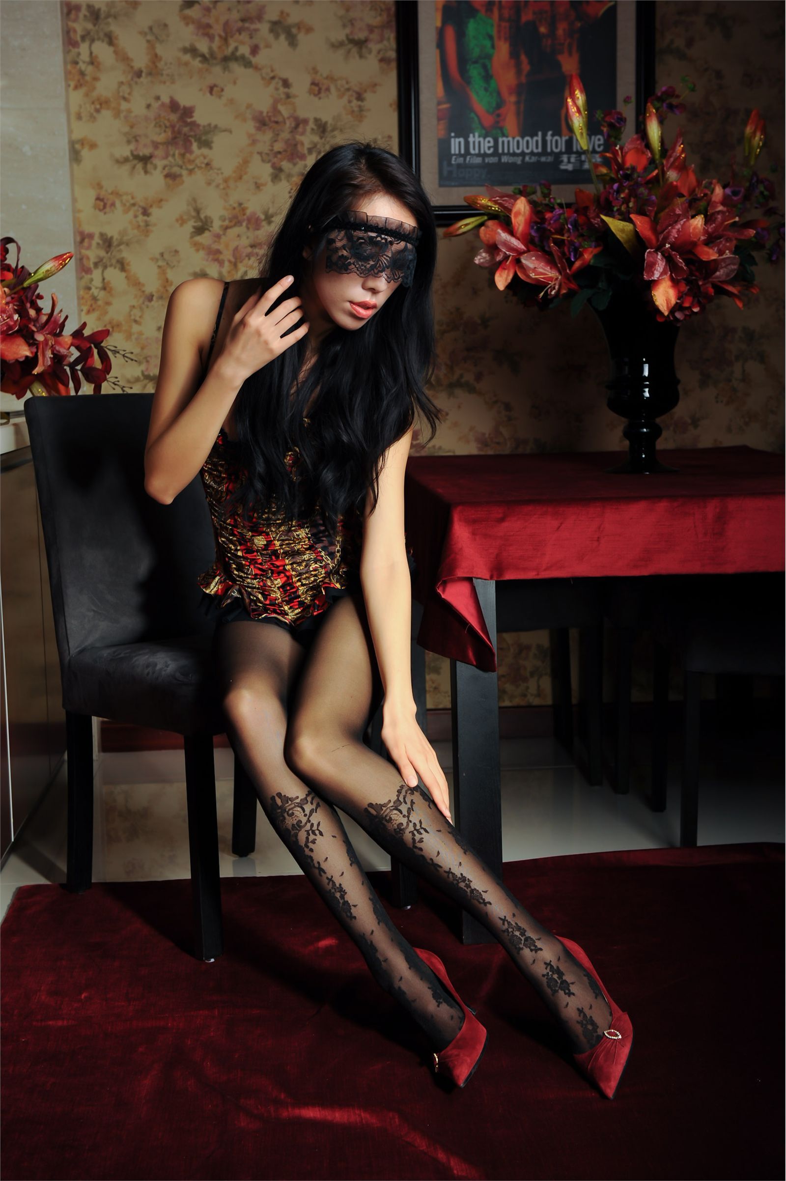 [silk dance VIP] no.481 black silk with unique pattern on legs and gorgeous corset