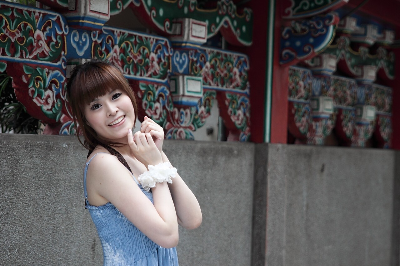 精品美女模特写真之台湾外拍模特白白