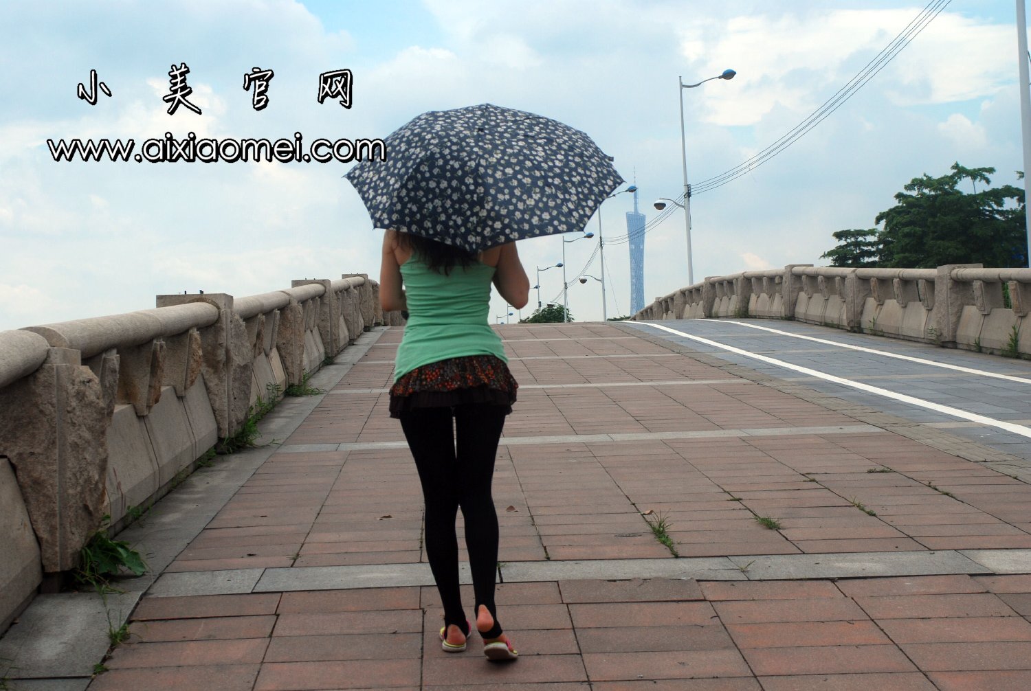 小美 VIP套图 街头力作之雨后的珠江