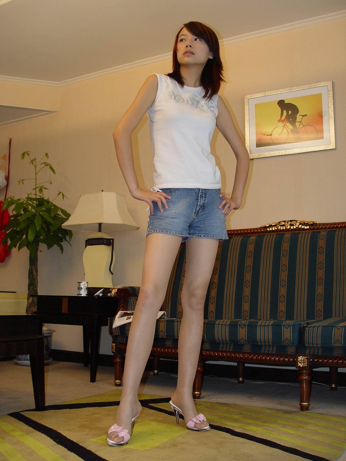 Minmin home denim shorts zhonggaoyi Chinese silk stockings leg sexy model