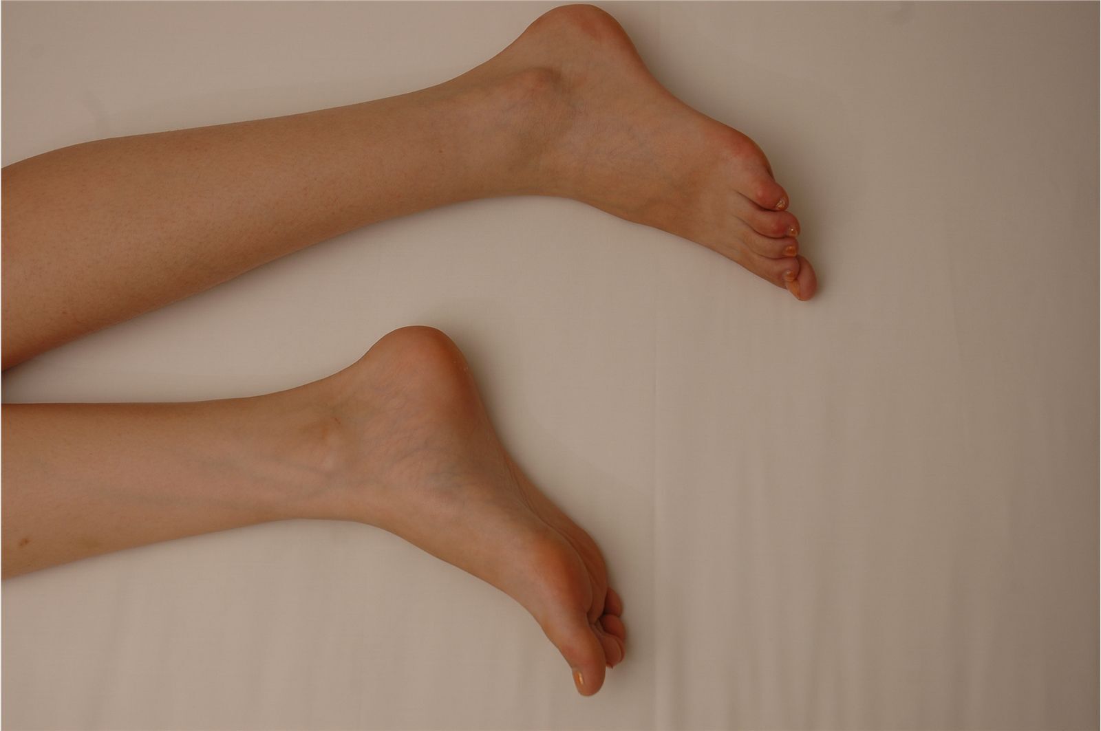 Original nude foot photo set of zhonggaoyi micall